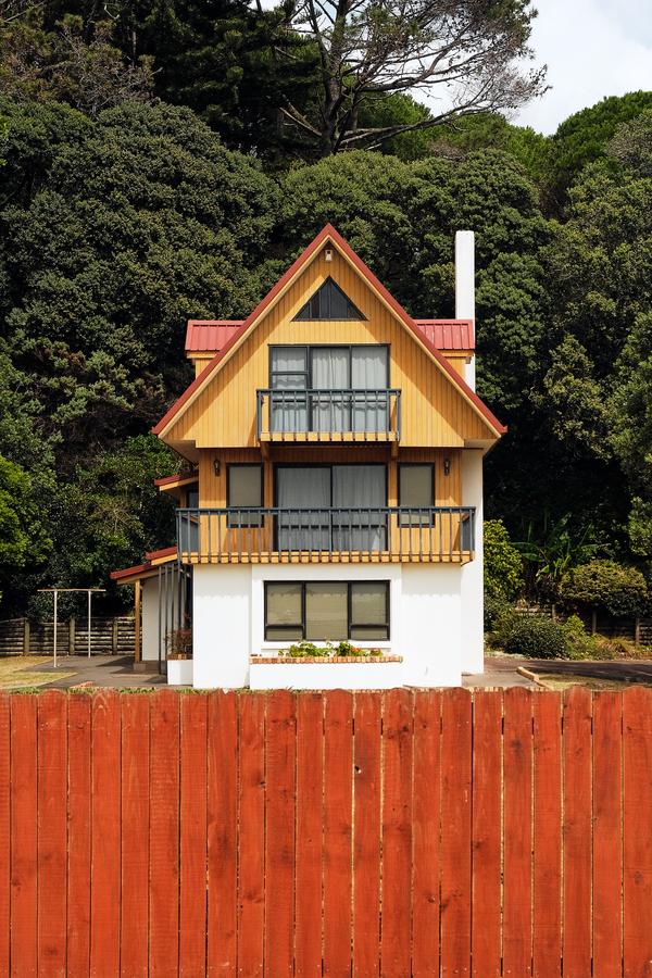 83 Long Beach Road