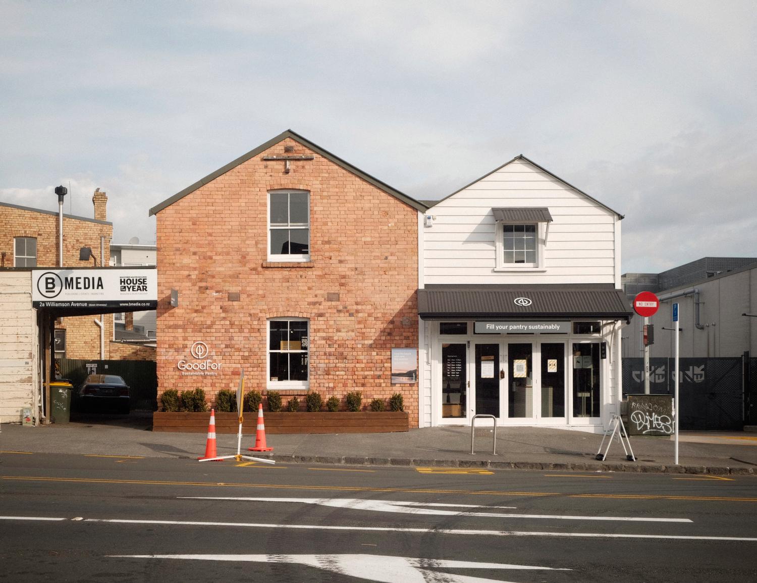 2 Williamson Avenue